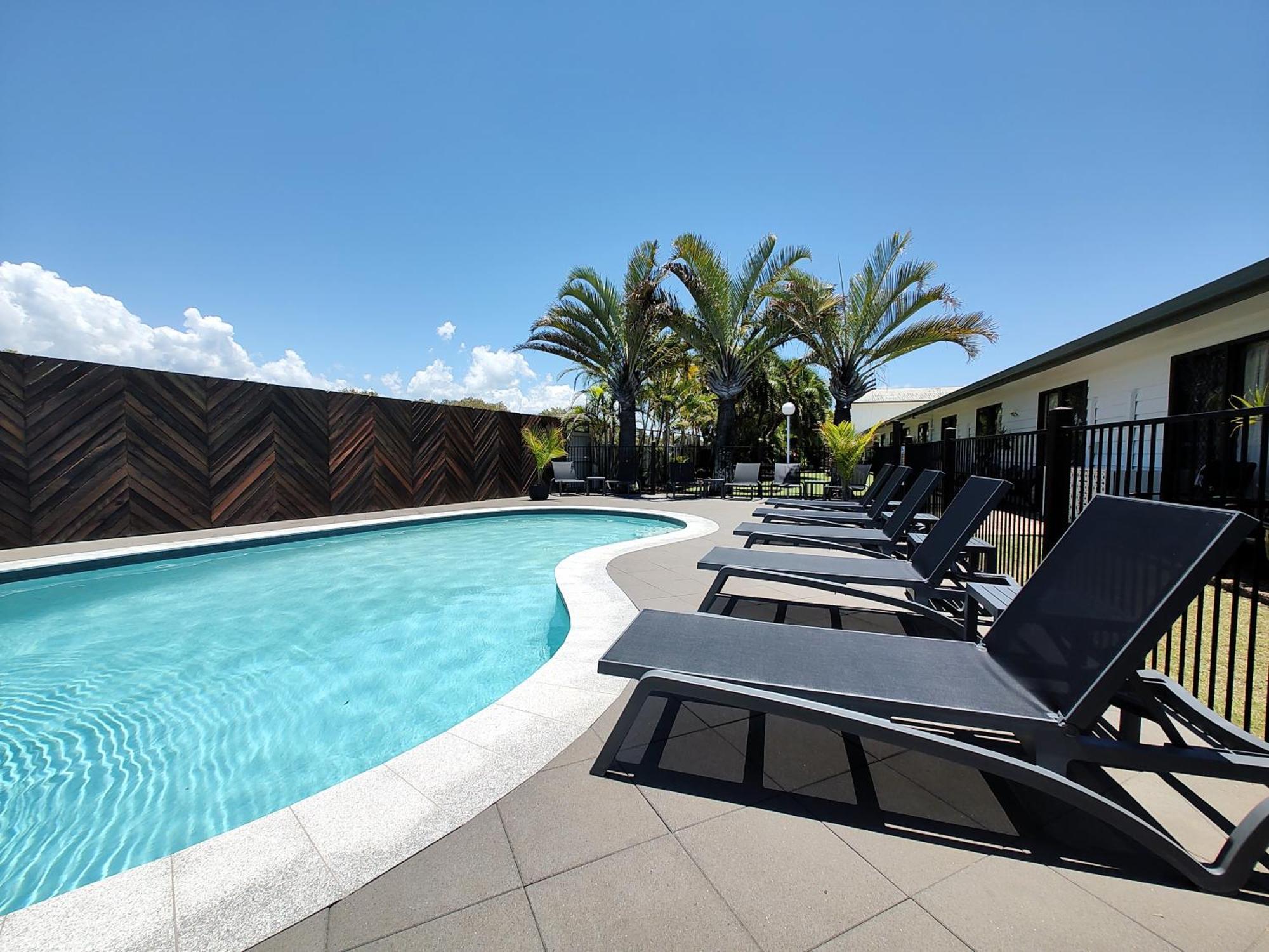 Pacific Palms Motor Inn Marcoola Exteriér fotografie